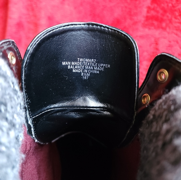 Tommy Hilfiger black boots 8 medium - Picture 8 of 9